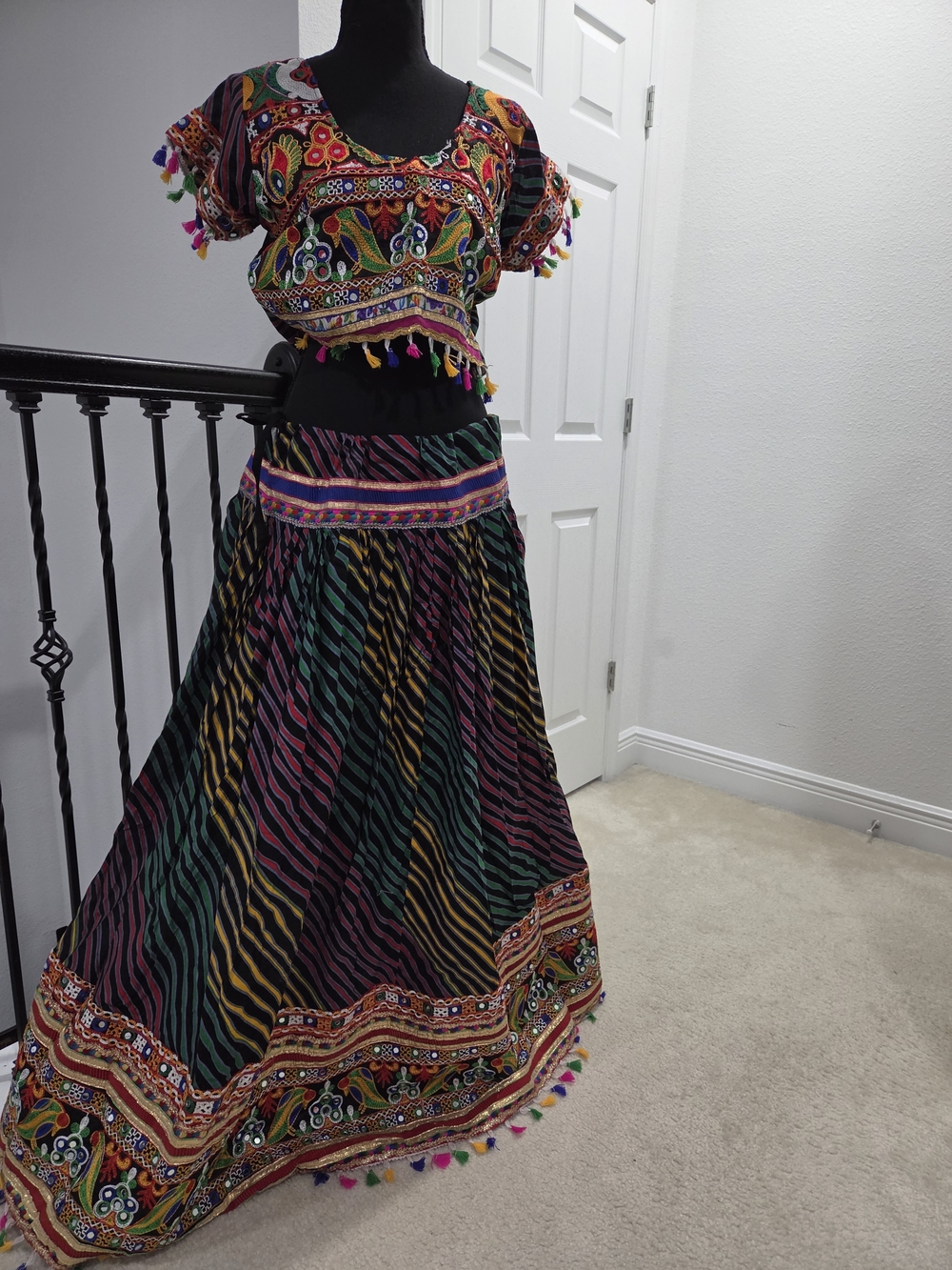 Navratri Garba Chaniya Choli Lehenga Set Size 40